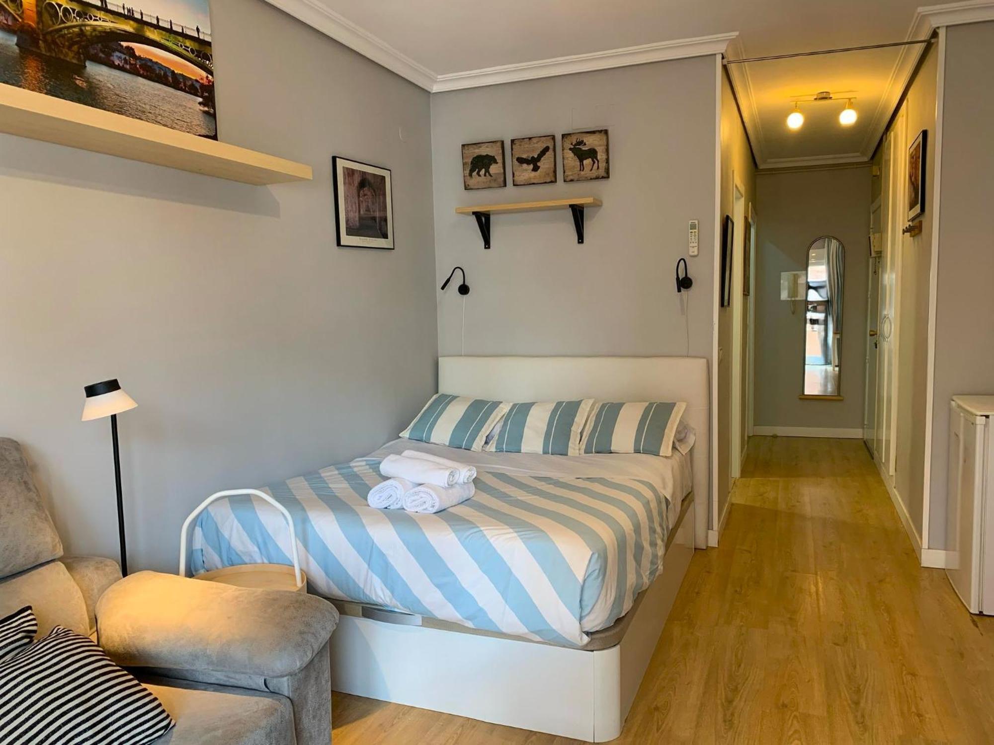 Apartamento El Nuevo Corazon De Triana Next Feria Renovado Febrero 2025 Sevilla Exterior foto